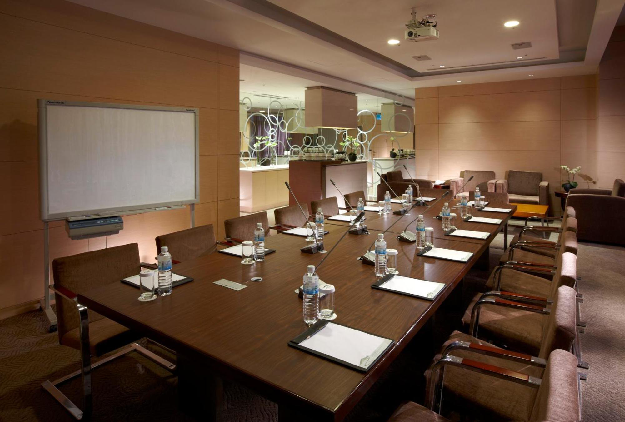 Evergreen Resort Hotel - Jiaosi Jiaoxi Eksteriør billede Meeting room